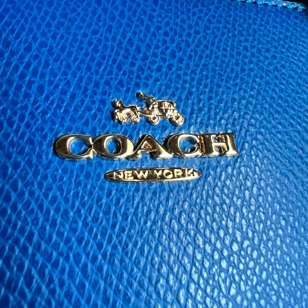 Coach Purse with Wallet - Picture 15 of 16